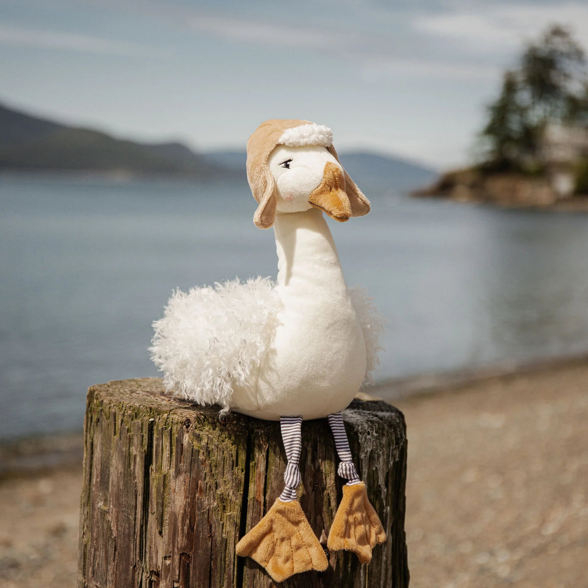 Avery the Aviator Snow Goose