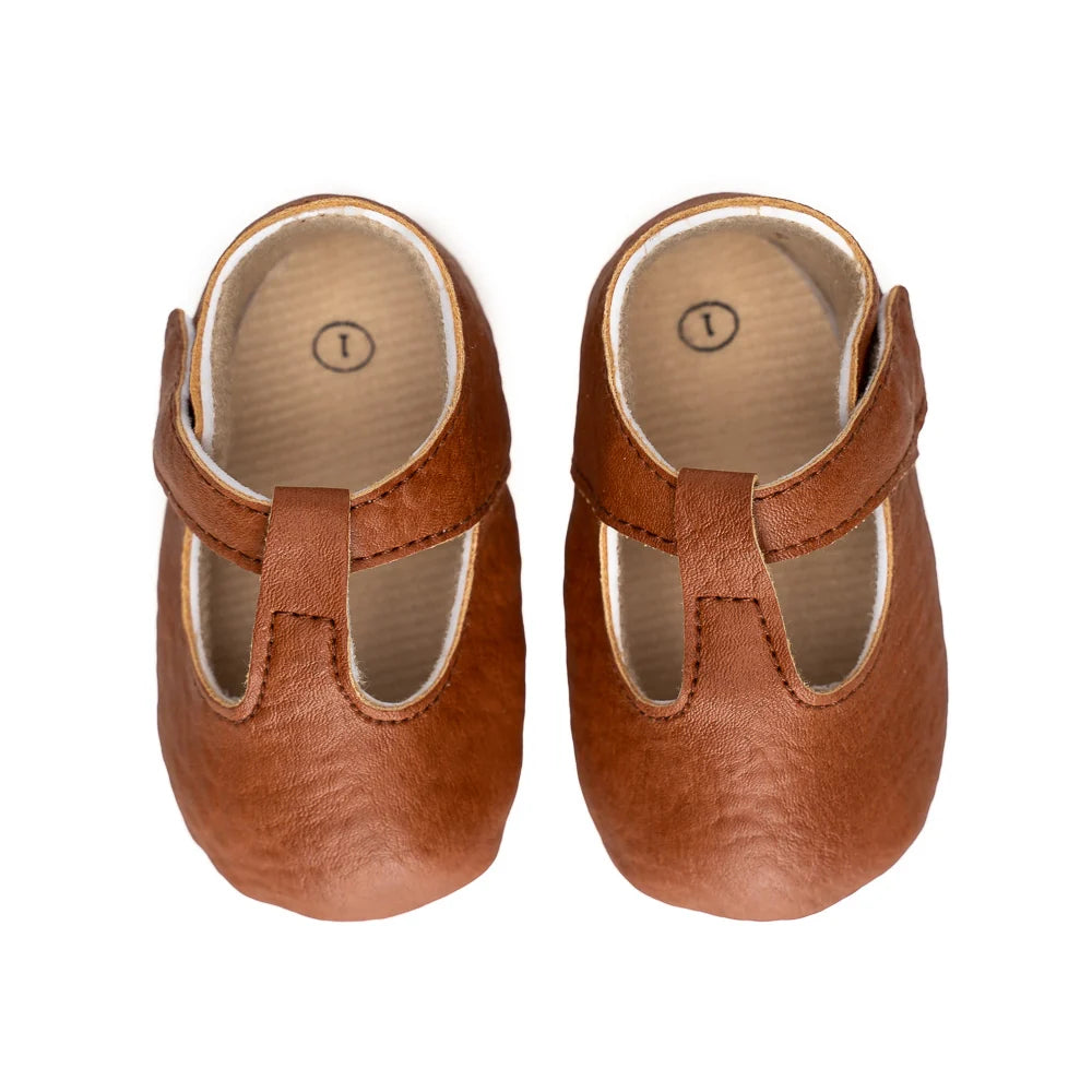 Moxy Softsole Shoe