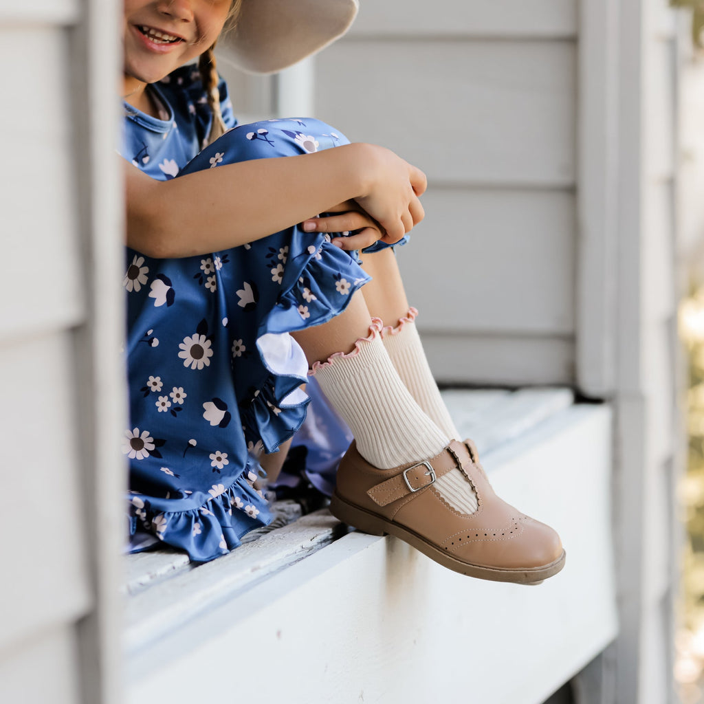 Vanilla Lettuce Trim Midi Socks