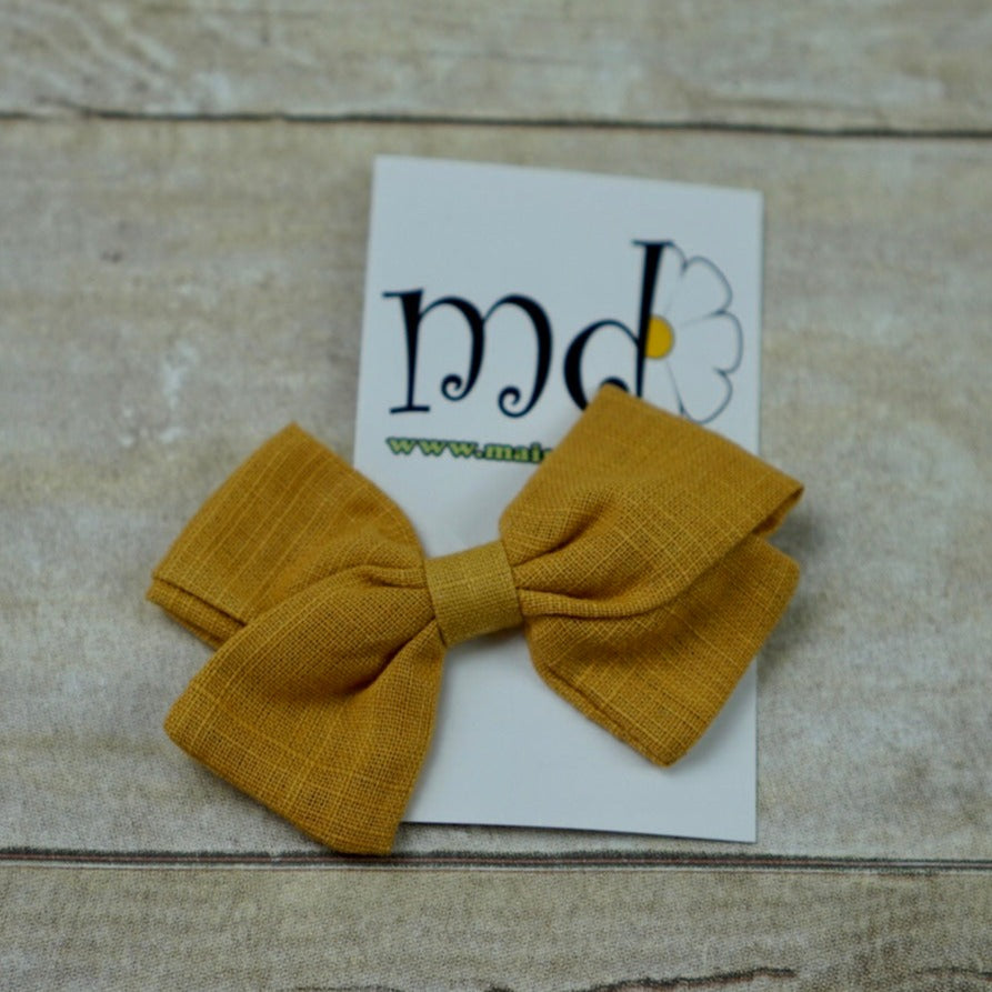 Poppy Bow Clip