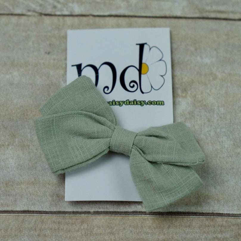 Poppy Bow Clip