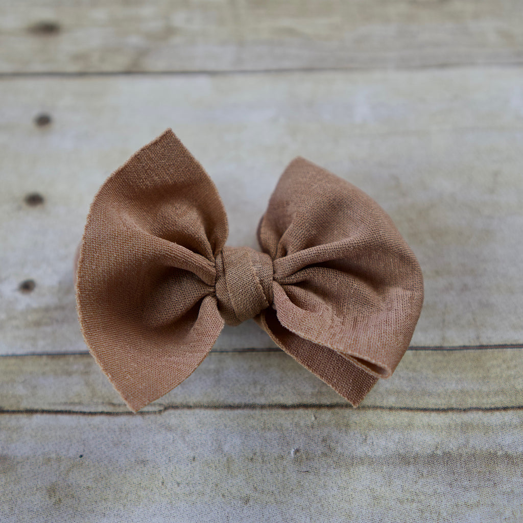 Bitty Bow Clip