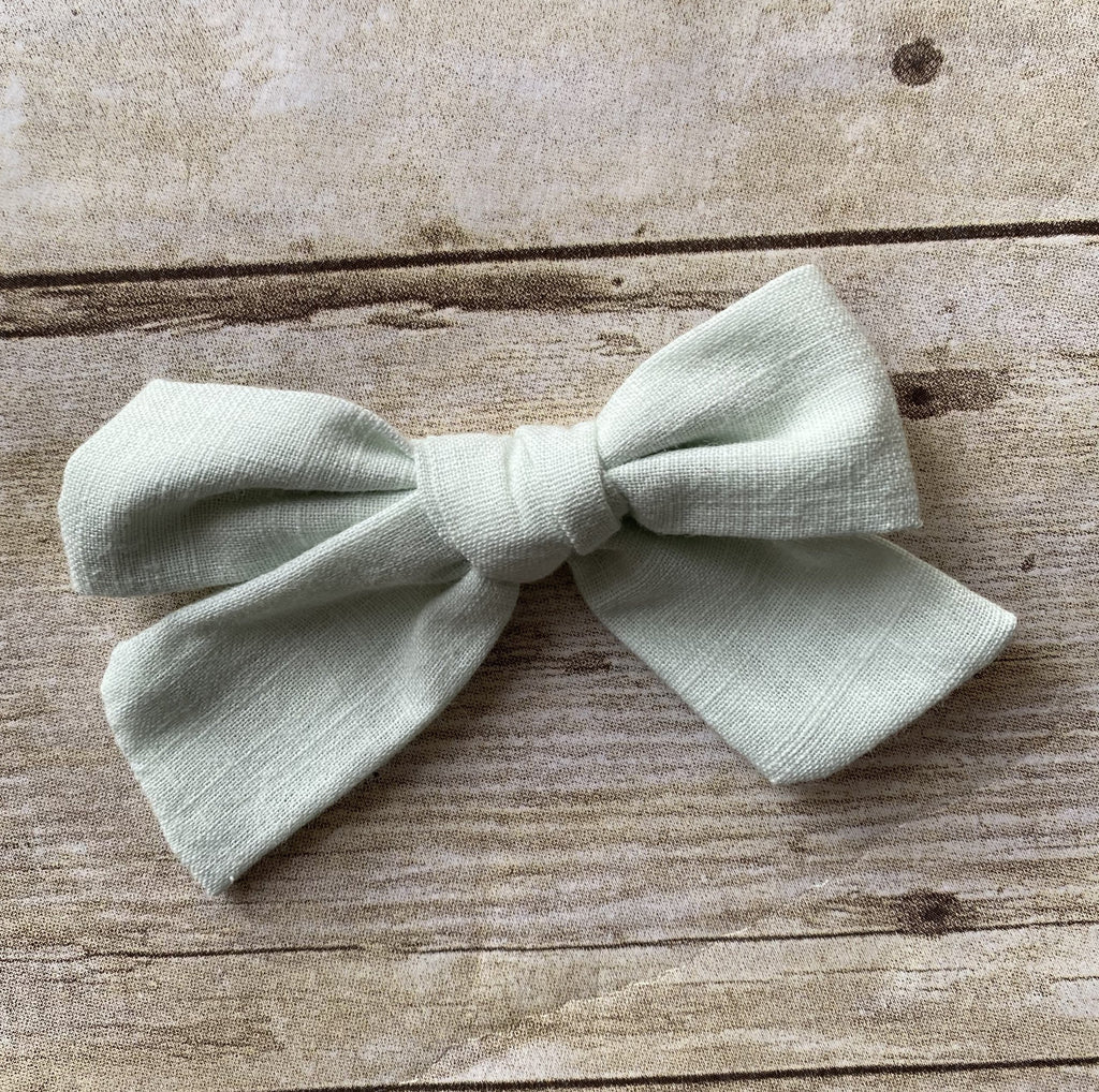 Large Poppy Bow