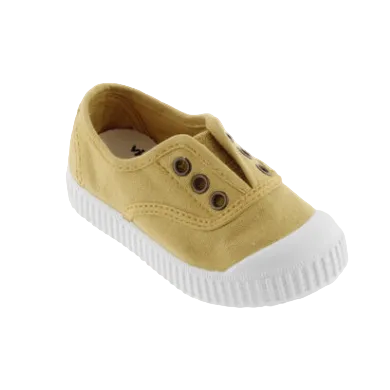 Trigo Slip-on Shoes