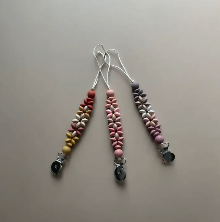 Mila Pacifier Clip